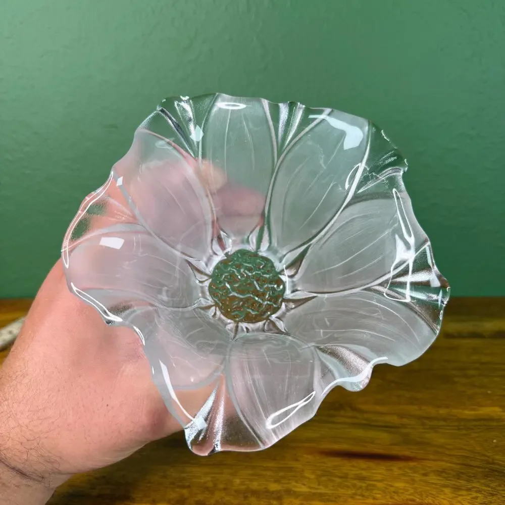 Vintage Frosted Flower Decorative Bowl